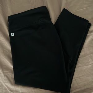 Fabletics black capri leggings size L EUC
